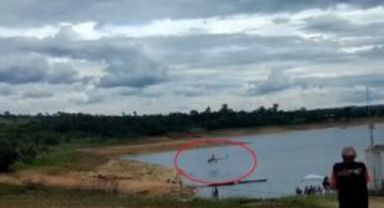 Brezilya'da Helikopter Göle Çakıldı