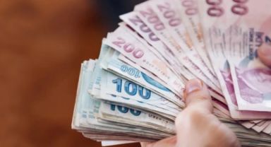 Bugünden itibaren geçerli olacak! İşte pasaport, ehliyet ve cep telefonu harçlarının zamlı fiyatları