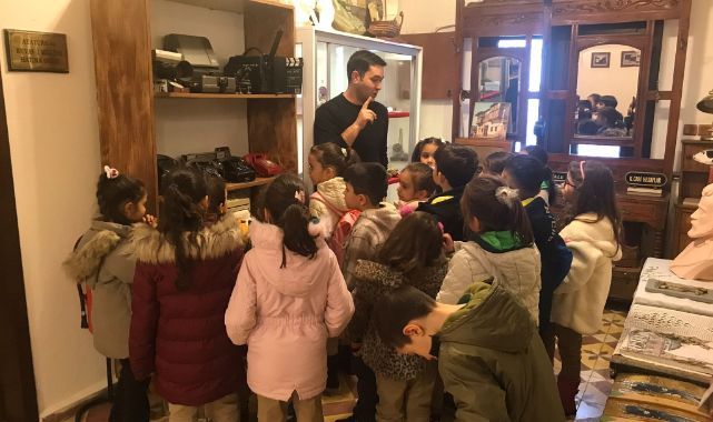 Edremit Belediyesi öğrencileri kültür ve tarihle buluşturuyor