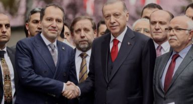 Yeniden Refah AK Parti'den 1 Büyükşehir ve 4 İlçede Adaylarını Geri Çekmesini İstiyor