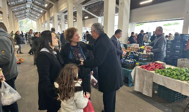 Kemer Belediye Başkanı Necati Topaloğlu’ndan Pazar ziyareti