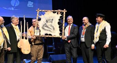 Muratpaşa Mutfak atölyesinde keşkek dövdüler