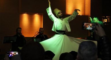 Sakarya Büyükşehir Ziya Taşkent’te tasavvuf tınıları ve semazen ile unutulmaz bir akşam 