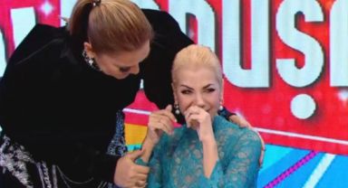 Tanyeli, canlı yayında gözyaşlarına hakim olamadı