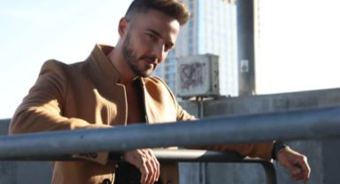 Yüzündeki değişimden dolayı eleştirilen Gökhan Özen'den tepki