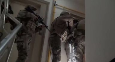 14 İlde Dev FETÖ Operasyonu! 67 Şüpheli Kıskıvrak Yakalandı 