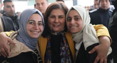 BAŞKAN ÇERÇİOĞLU AYDIN SÖKE İLÇESİNDE BAĞARASI SALI PAZARI’NDA VATANDAŞLARLA BULUŞTU