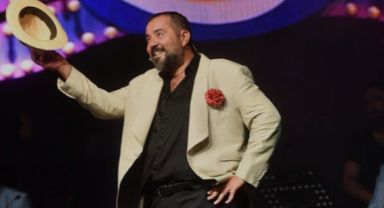 Ata Demirer 3 Yıllık Aranın Ardından Gösterilerine Başlıyor