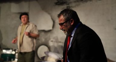 ‘Gece Boyunca’ Adlı Tiyatro Oyunu Kartal’da Sahnelendi