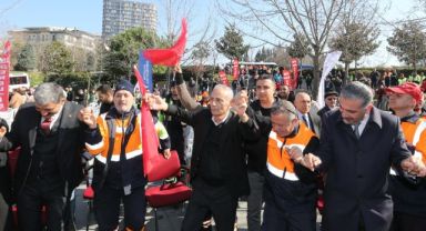 KÜÇÜKÇEKMECE BELEDİYESİ’NDEN BELEDİYE İŞÇİLERİNE YÜZDE 76 ZAM