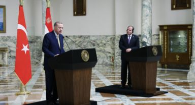 Mısır'a tarihi ziyaret! Cumhurbaşkanı Erdoğan ve Sisi, Gazze için ortak mesaj verdi