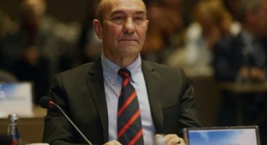 DEM Parti'den İzmir Adaylığı Konuşulan Tunç Soyer Sessizliğini Bozdu