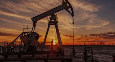 Rusya Petrol İhracatını 6 Ay Askıya Alıyor