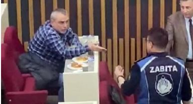 Bolu Belediye Başkanı Özcan Zafer Partisi Adayıyla Tartıştı