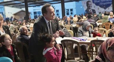 BAŞKAN DUTLULU AKHİSAR HALKI İLE İFTAR SOFRASINDA BULUŞTU