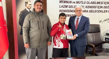 BURHANİYE'NİN GURURUNDAN BAŞKAN DEVECİLER'E ZİYARET