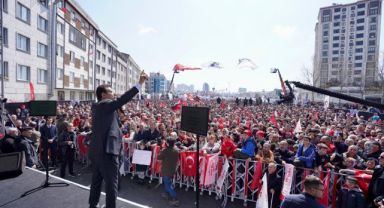 ESENYURT, YAŞAR KEMAL MEYDANI’YLA SOLUKLANACAK