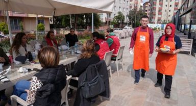 Kartal Belediyesi Gezegen Kafelerde Otizmli ve Down Sendromlu Gençlere İstihdam 