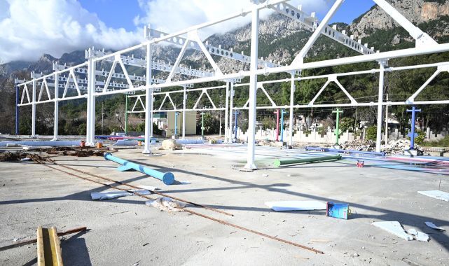 Kemer Göynük pazar yerinde sona doğru