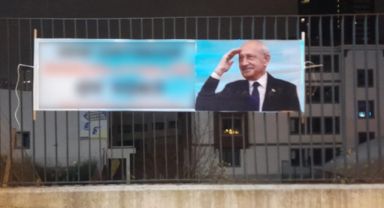 Kılıçdaroğlu'nun afişleri CHP içinde tartışmalara yol açtı