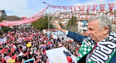 MANSUR YAVAŞ’A ÇAMLIDERE’DE VATANDAŞLARDAN YOĞUN İLGİ