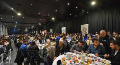 MANSUR YAVAŞ KIRŞEHİRLİLERLE İFTARDA BULUŞTU 