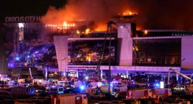 Resmen katliam! Moskova'daki kanlı saldırıda konser salonun içinden görüntüler