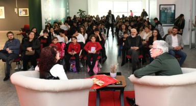 YAZAR SEVİM AK KÜÇÜKÇEKMECE İMZALI MÜZEYE KONUK OLDU