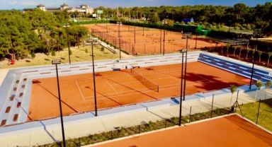 44 ülkeden 200 genç tenisçi Kemer’e gelecek