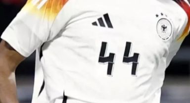 Adidas, Alman Futbol Formasında 44 Numarasını Yasakladı