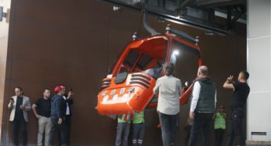 Antalya'da teleferik kazası sonrası kabinler yere indirilerek park pozisyonuna alındı