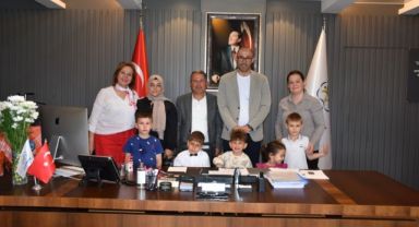 Germencik Belediye Başkanlığı koltuğuna öğrenciler oturdu