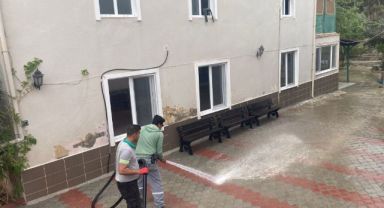 Kemer’de camilerde bayram temizliği