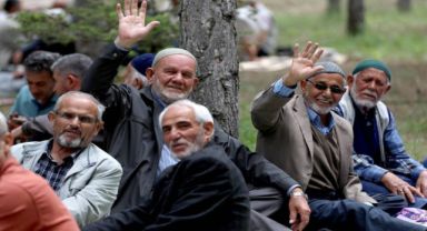 Emekli Bayram İkramiyesi Tarihi Belli Oldu: İşte Detaylar ve Beklentiler!