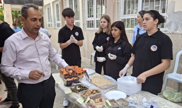 Kemer Belediye Başkan Yardımcısı Baytekin okul kermesine katıldı