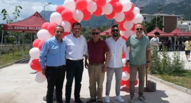 Kemer Belediyesi Başkan Yardımcısı Baytekin okul kermesine katıldı