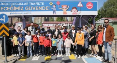 KÜÇÜKÇEKMECE'DE ÖZEL ÇOCUKLARA TRAFİK EĞİTİMİ VERİLDİ