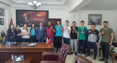 Sporculardan İmamoğlu Belediye Başkanına Ziyaret