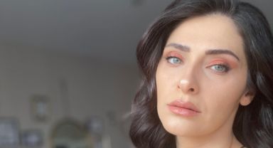 Ünlü Oyuncu Gülşah Çomoğlu Hayatını Kaybetti: Türk Televizyon ve Tiyatro Dünyası Yasta