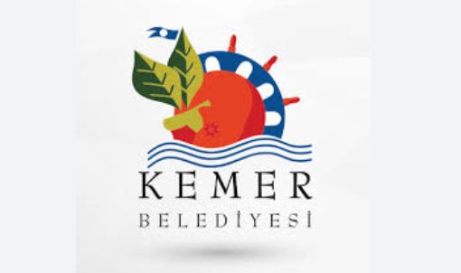 Kemer’de halk oyunları yarışması