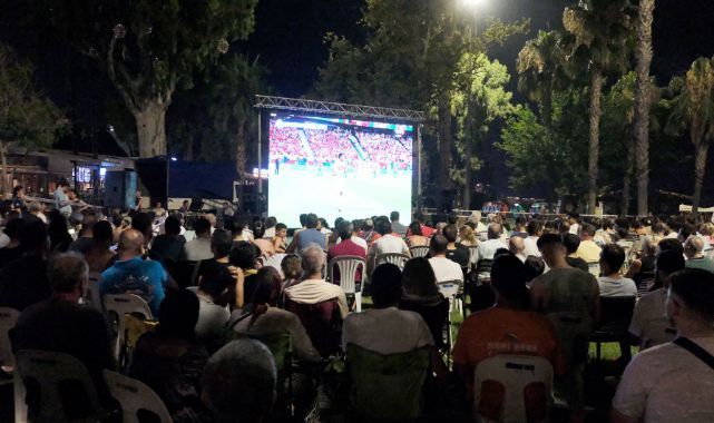 Kemer'de milli coşku