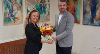 Sanatçı Çiğdem Yetin’in Sergisi, Kartal Belediyesi’nde Açıldı