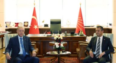 Tarihi Ziyaret: Cumhurbaşkanı Erdoğan ve CHP Lideri Özgür Özel'in Görüşmesinden İlk Görüntüler Geldi