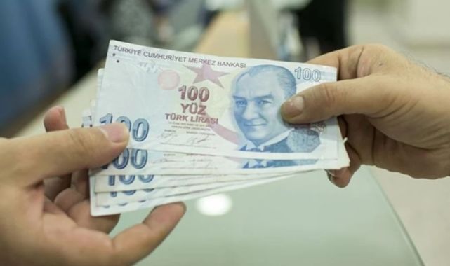 Vatandaşların Büyük Çoğunluğu Asgari Ücreti Yetersiz Buluyor