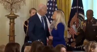 ABD Başkanı Joe Biden, Resepsiyonda Eşini Karıştırdı: 