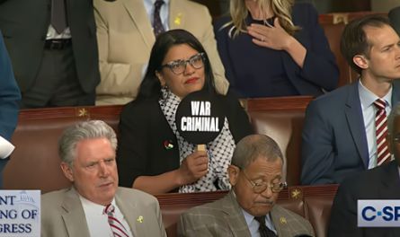 ABD Kongresi'nde Netanyahu'nun Konuşmasına Tek Direniş: Rashida Tlaib'in Savaş Suçlusu Protestosu