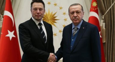 Netanyahu'nun Konuşmasında Elon Musk'ın Ayakta Olması Tepkilere Neden Oldu