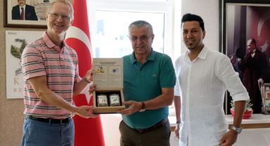 Norveç Parlamento Üyesinden Kemer Belediye Başkanı Necati Topaloğlu’na ziyaret 