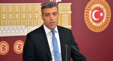 Yenilik Partisi Genel başkanı Öztürk Yılmaz sokak hayvanlarının sesi oldu 'Yasayı geri çek'