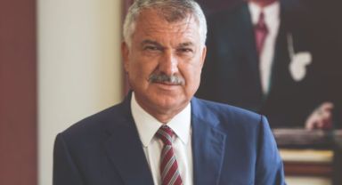 Adana Büyükşehir Belediye Başkanı Zeydan Karalar'dan 30 Ağustos Zafer Bayramı Mesajı: 